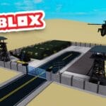 Player using AFK farm method in Roblox Gun Tycoon base